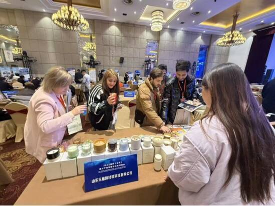 单潍坊临朐企业乐巢新材料跨界创新CQ9电子版入口3分钟签下外贸首