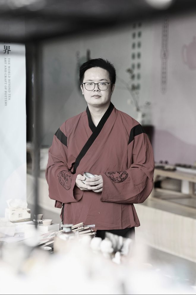 】工匠卢震峰陶艺作品展出CQ9电子版入口【诸暨(图1)